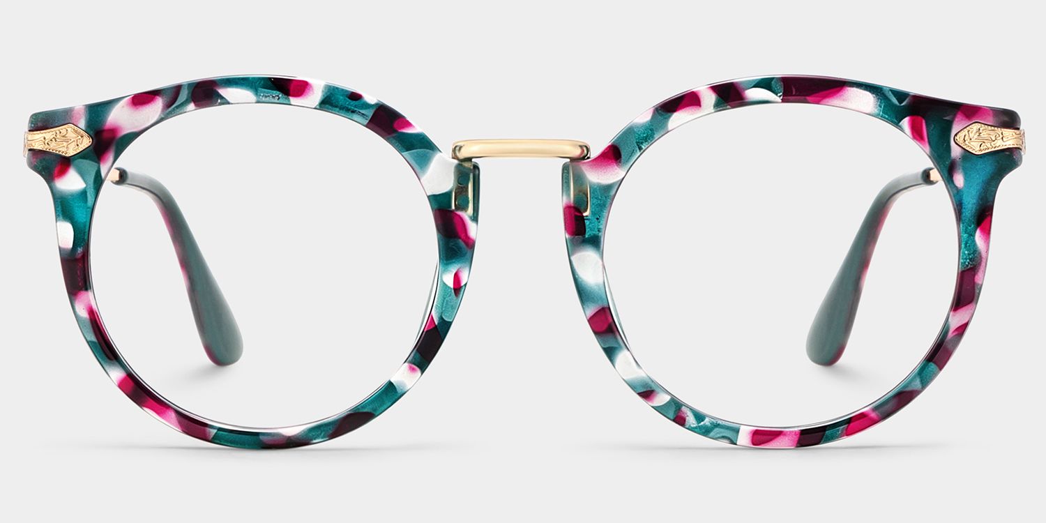 Quentina glasses 1