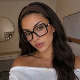 Elena noire Carré lunettes6