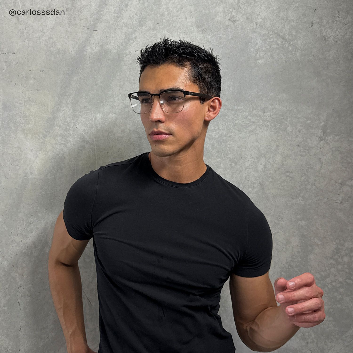 Lunettes demi-cerclées Luke noires et dorées en ligne | ZEELOOL6