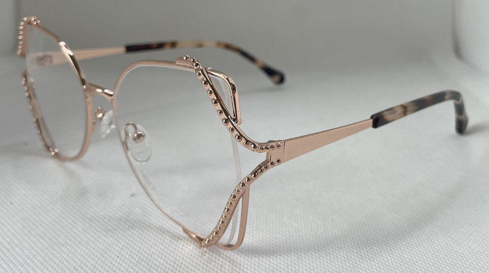 Buy  Optical Glasses and EyeWear Frames on Zeelool0